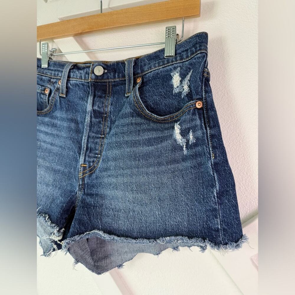 Levi's 501 High Rise Distressed Cut-off Denim Shorts Size 29 - Picture 2 of 10